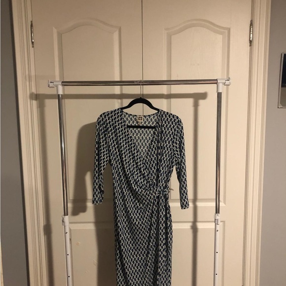 Ann Klein faux wrap dress - Picture 3 of 5